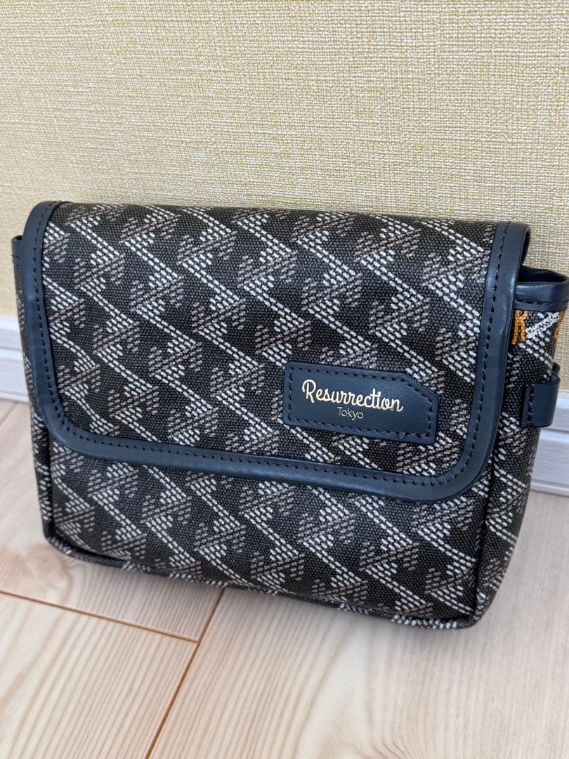 【美品】レザレクション ウエストポーチ　アイクスNo.2 ハスキーグレー