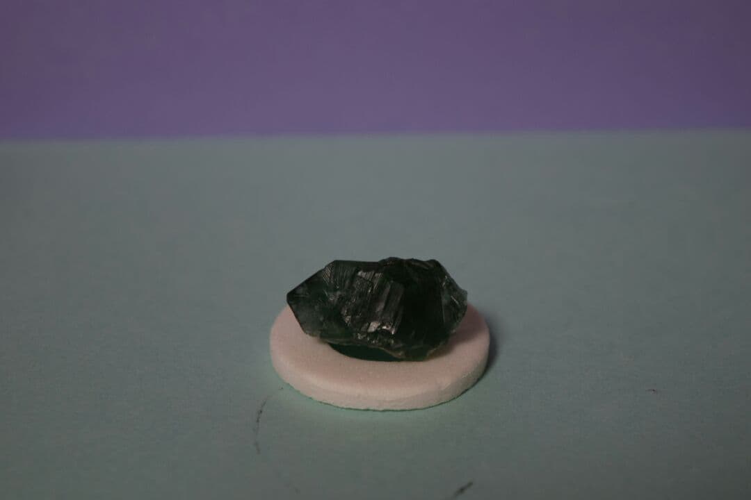 紫外線発光蛍石　原石 グリーンフローライト ホタル石 　超強蛍光　 イングランド