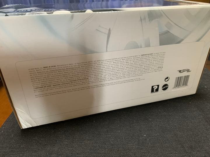 F1　キミ ライコネン　マクラーレン　MP4-21 1/18 フィギュア