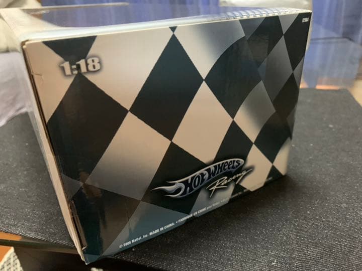 F1　キミ ライコネン　マクラーレン　MP4-21 1/18 フィギュア