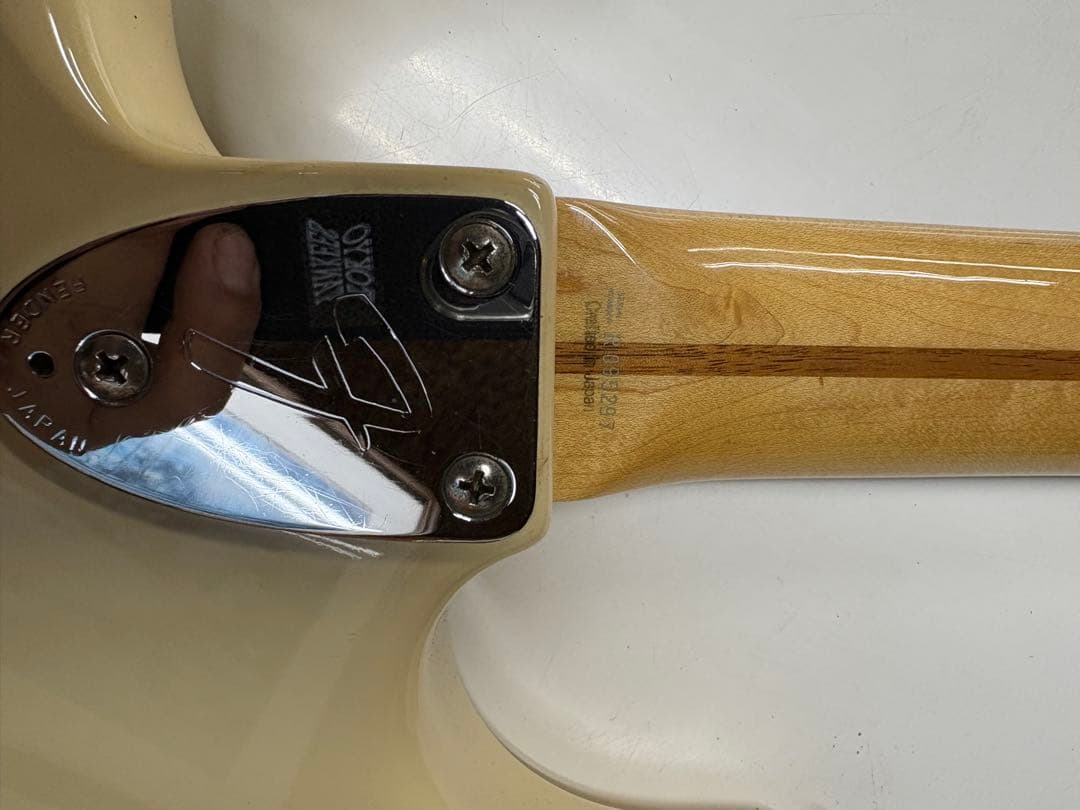 と*ん様 fender japan ST72 VWH ストラトキャスター