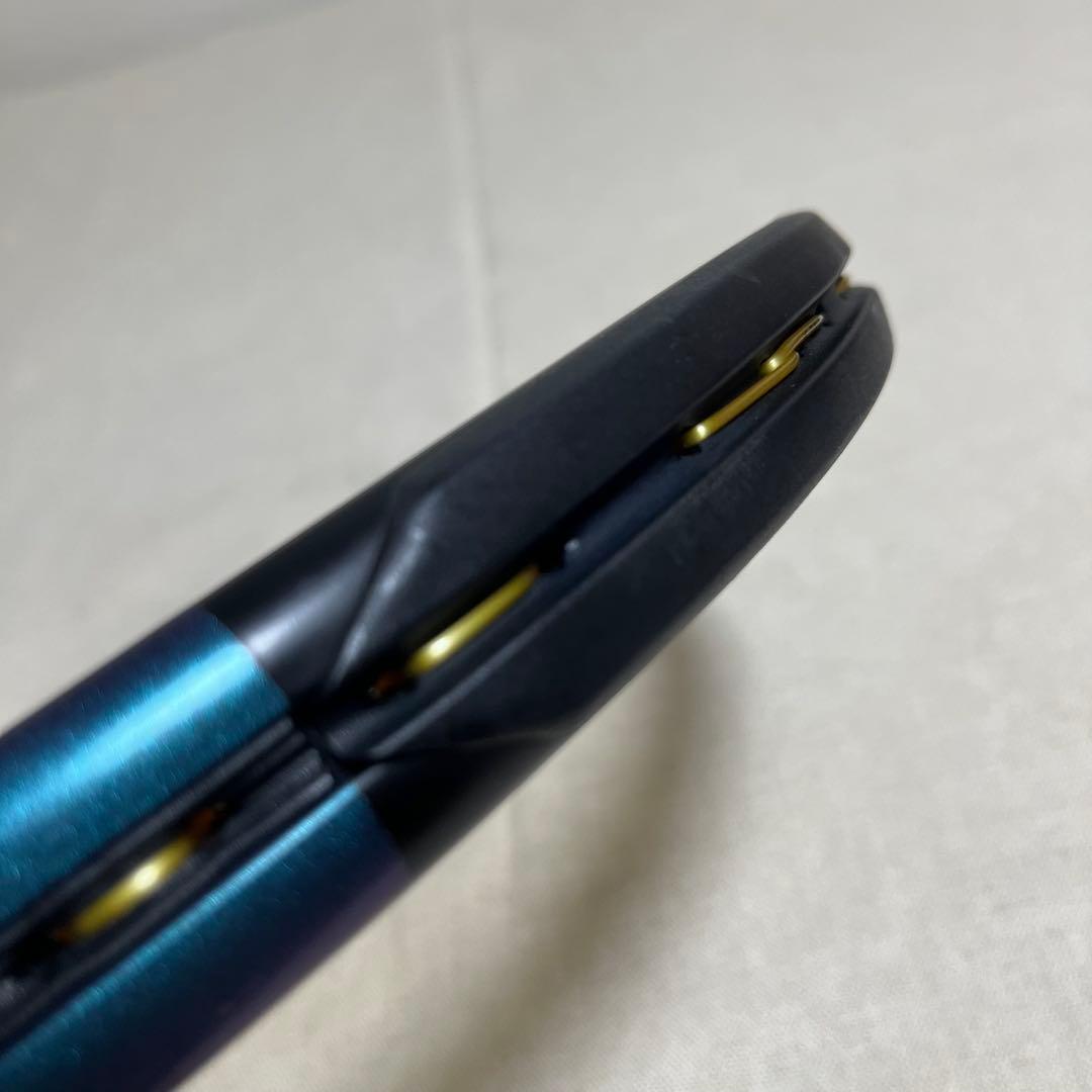 ② Wilson Ultra 100L V4 G2テニスラケット 専用ケース付き