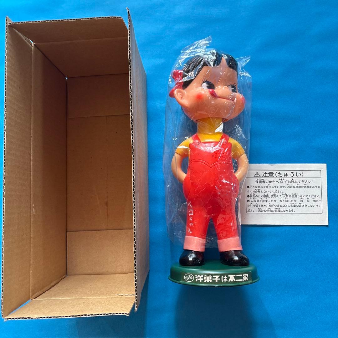 140 不二家　首振りペコちゃん　ノベルティ　フィギュア 人形
