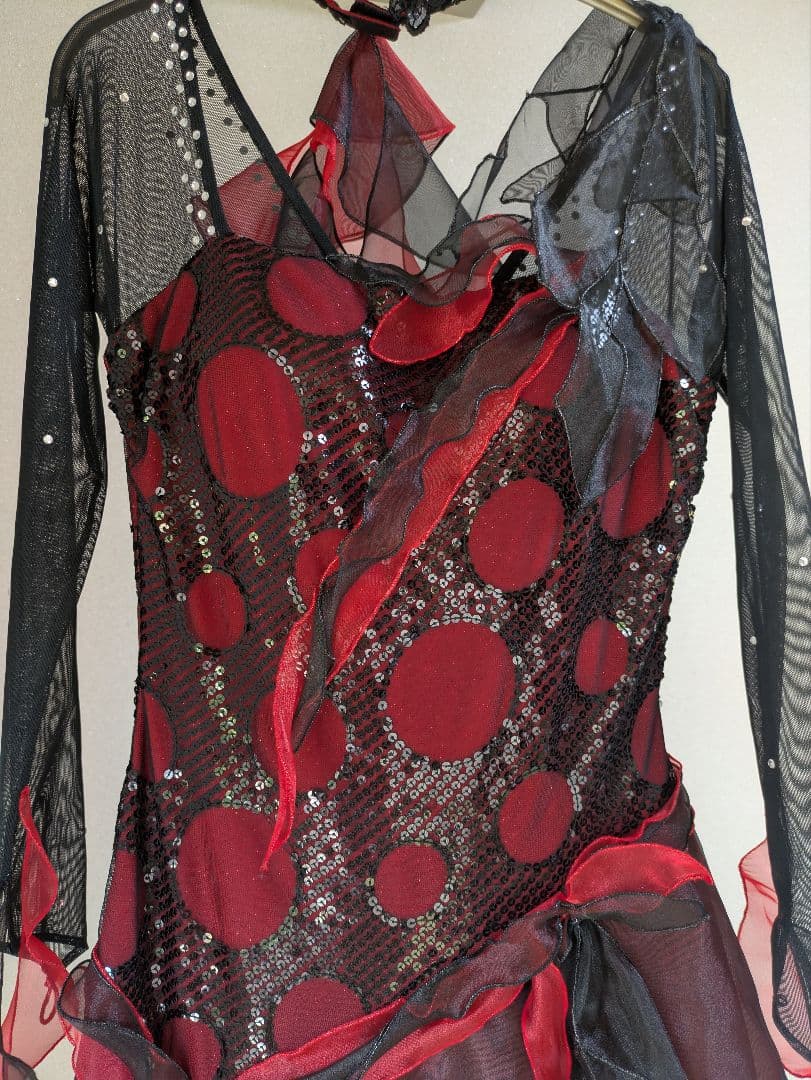 社交ダンス ドレス 黒 赤 スタンダード