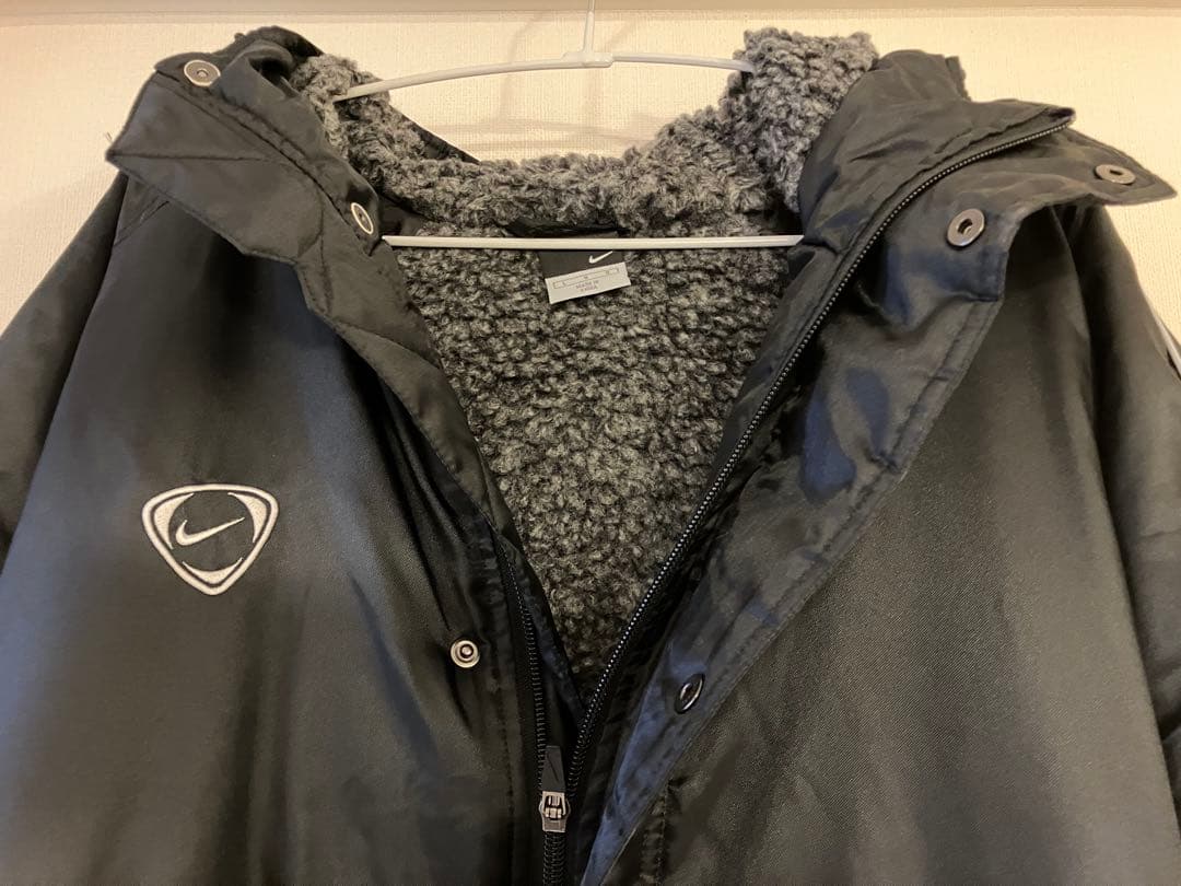 Nike ベンチコート フリースライニング サイズL　（15,500円品）