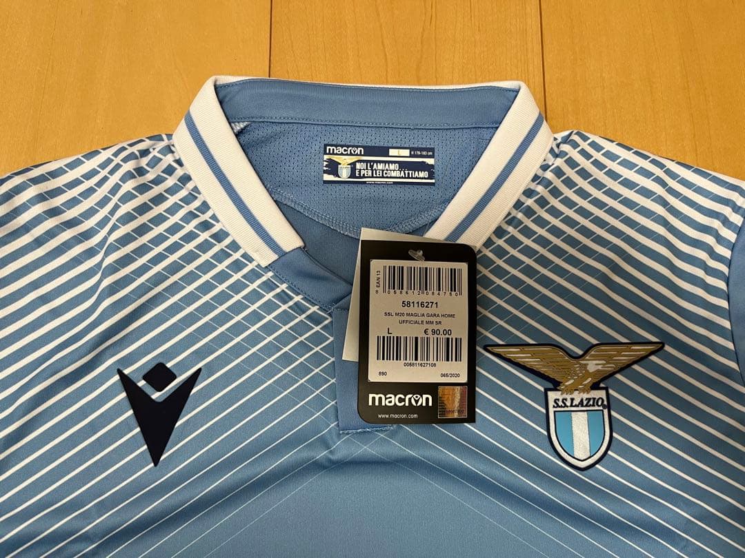 ラツィオ　2020-21 ホームユニフォーム