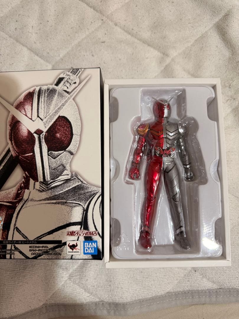 真骨彫 仮面ライダーW ヒートメタル