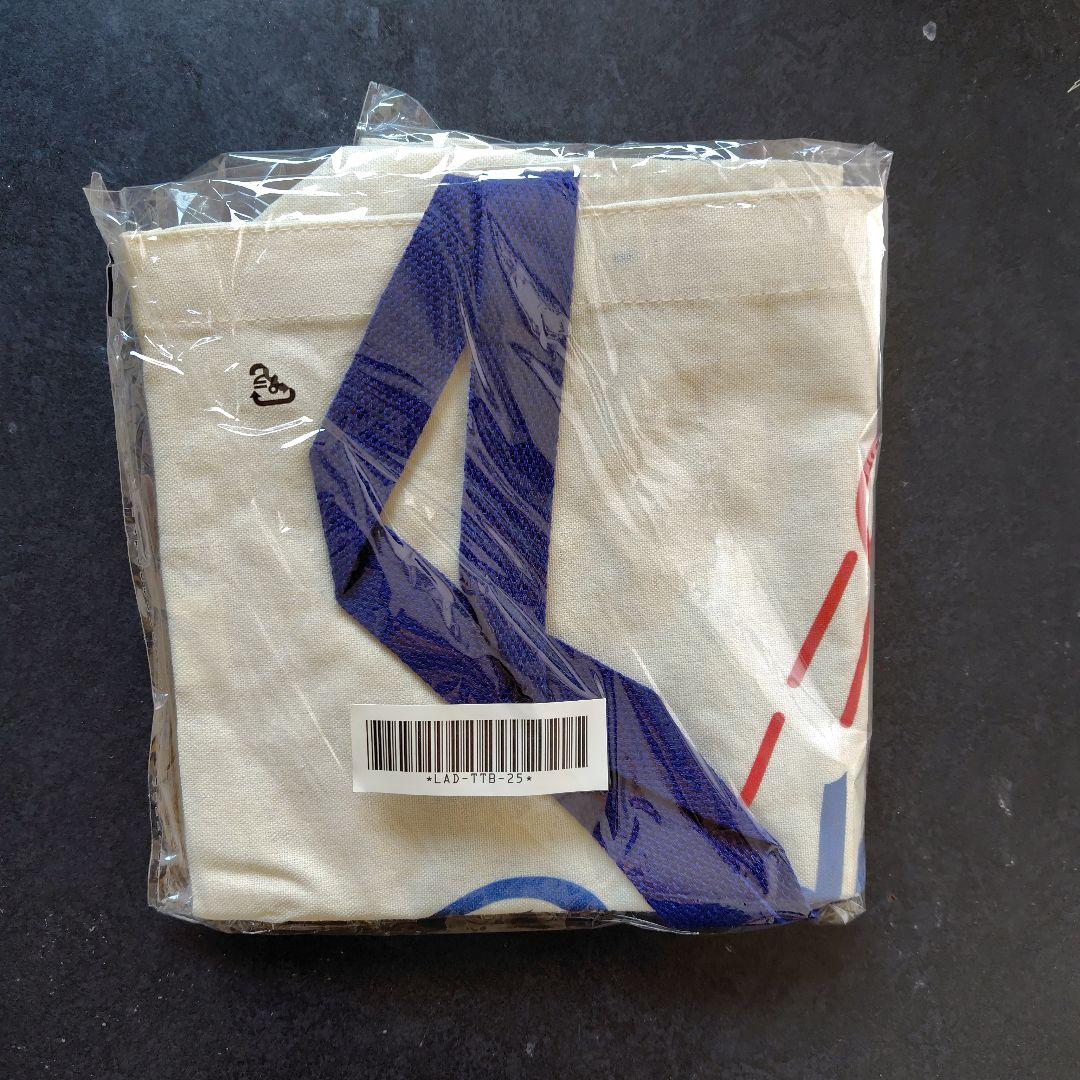 ドジャースファンクラブ入会記念グッズ(ボブルヘッド人形込み)