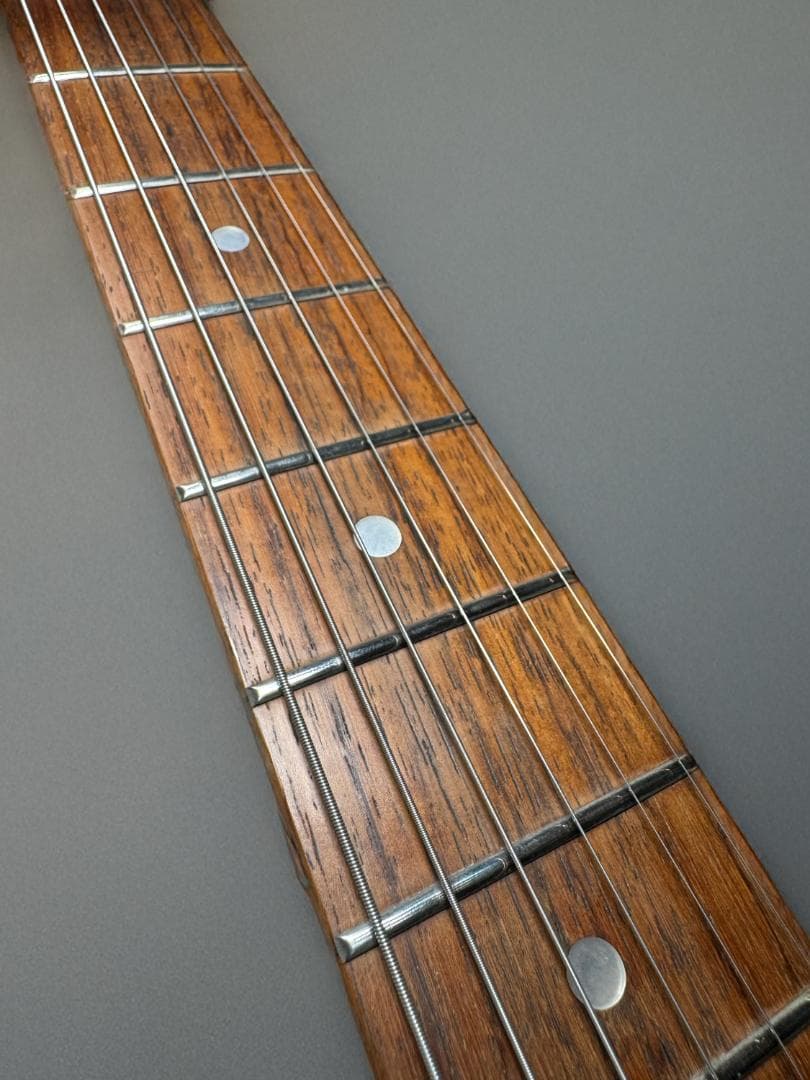 Squier STRAT by Fender YN6シリアル ソフトケース付き