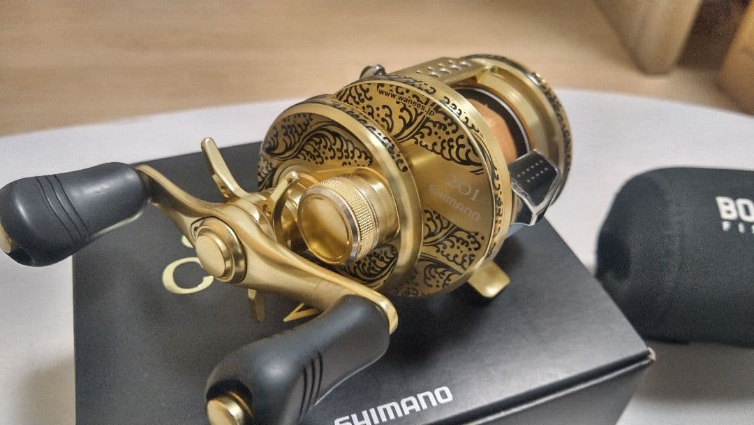 SHIMANO 14CALCUTTA 201 ベイトリール　カルコン