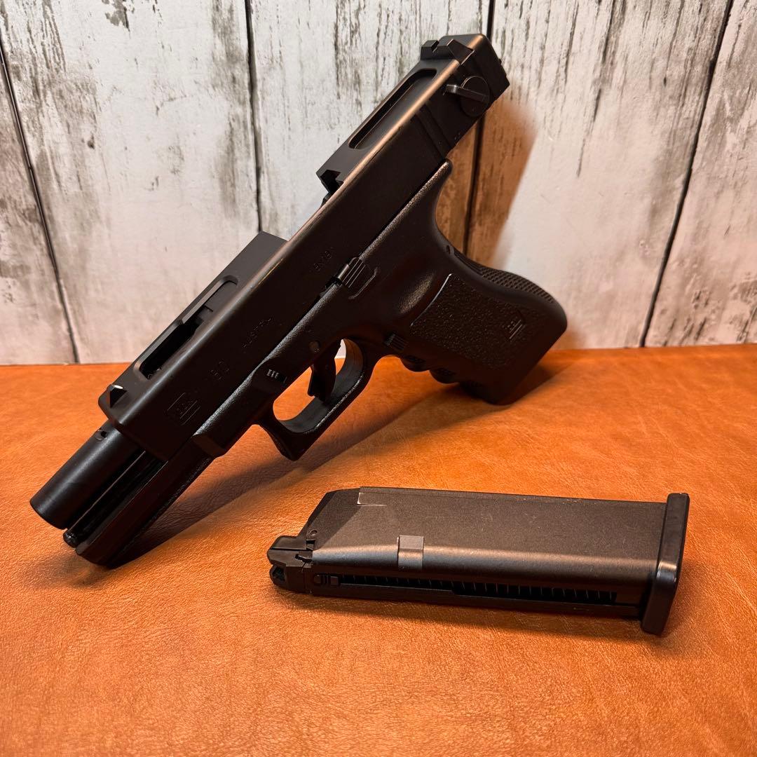 東京マルイ　グロック18C　ガスブローバック　フルオート