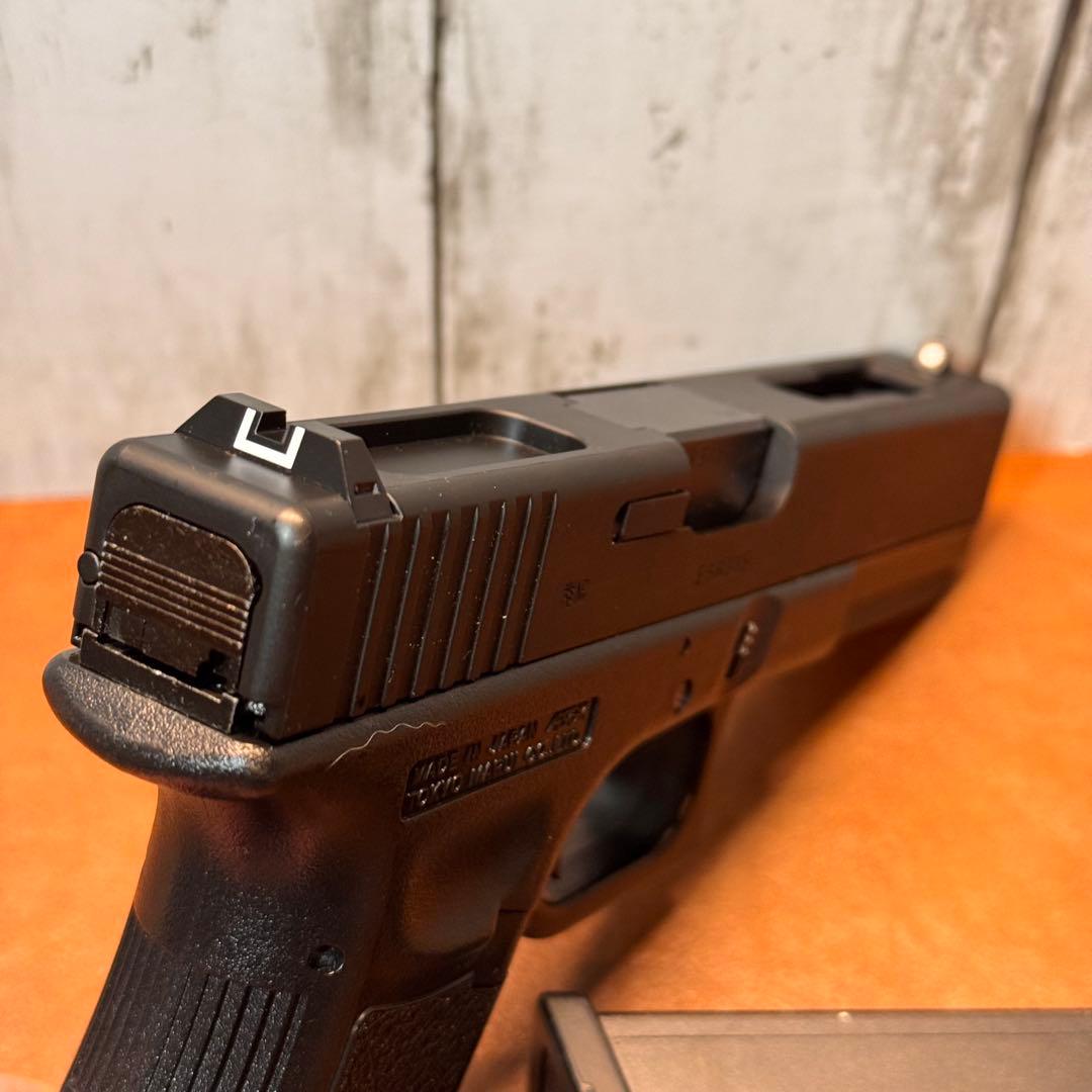 東京マルイ　グロック18C　ガスブローバック　フルオート