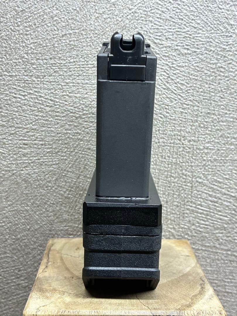 R7-10 東京マルイ GBB M4 マガジンアダプター 外部ソース仕様
