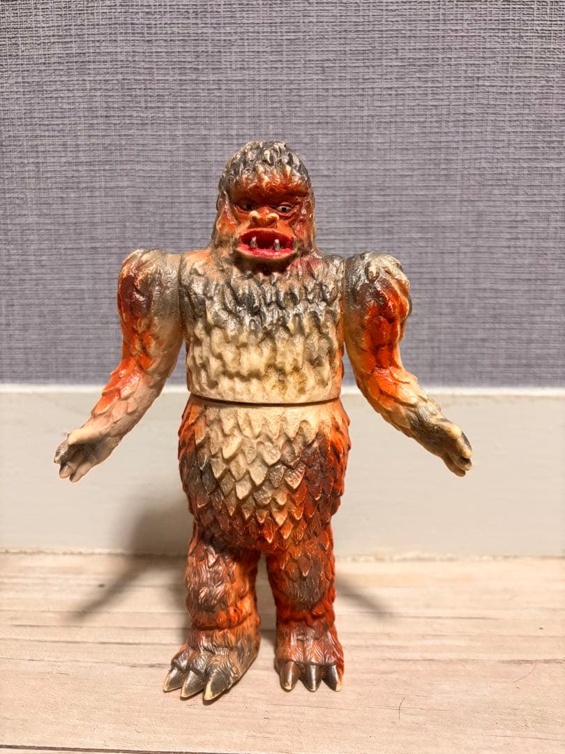 冷凍怪獣ギガス　ウルトラマン　ソフビ