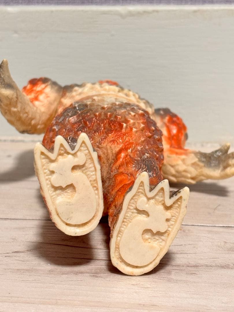 冷凍怪獣ギガス　ウルトラマン　ソフビ