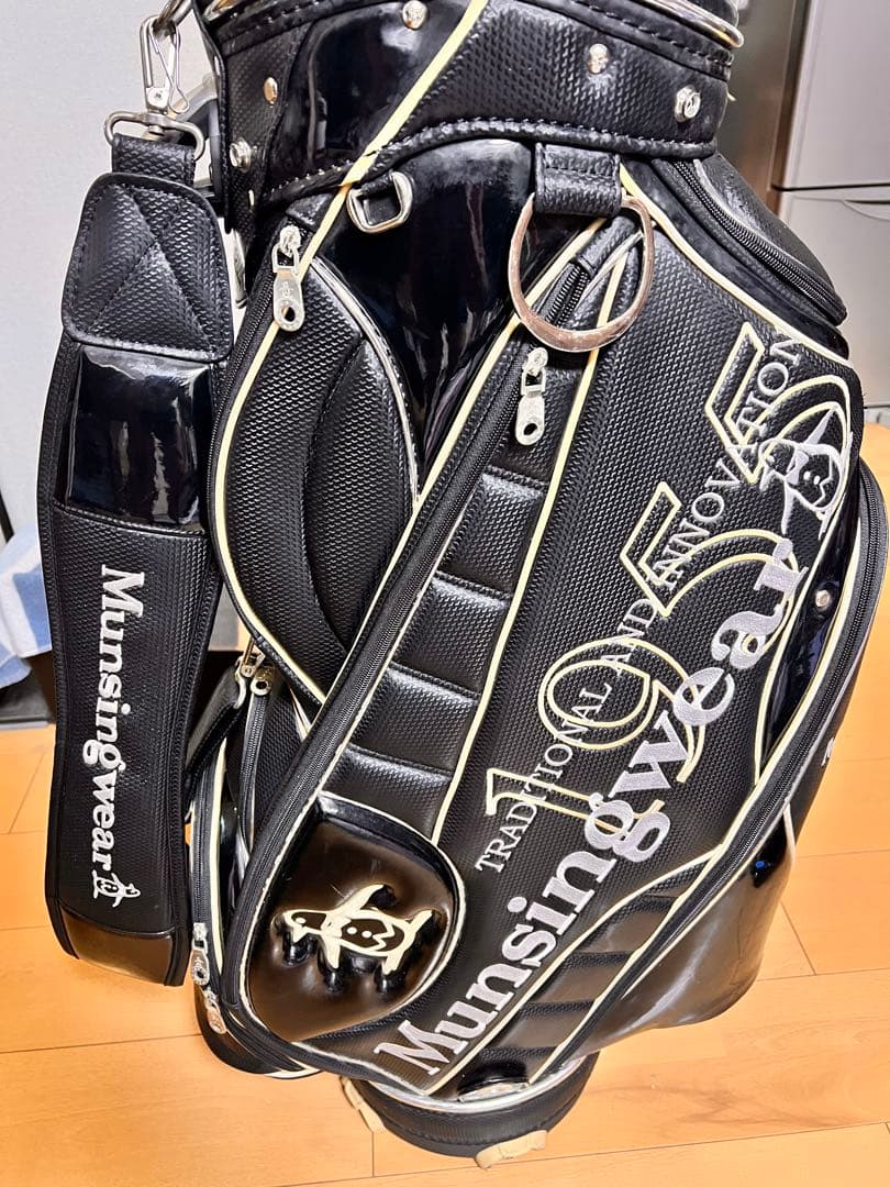 【最終値下げ】Munsingwear ブラック キャディバッグ