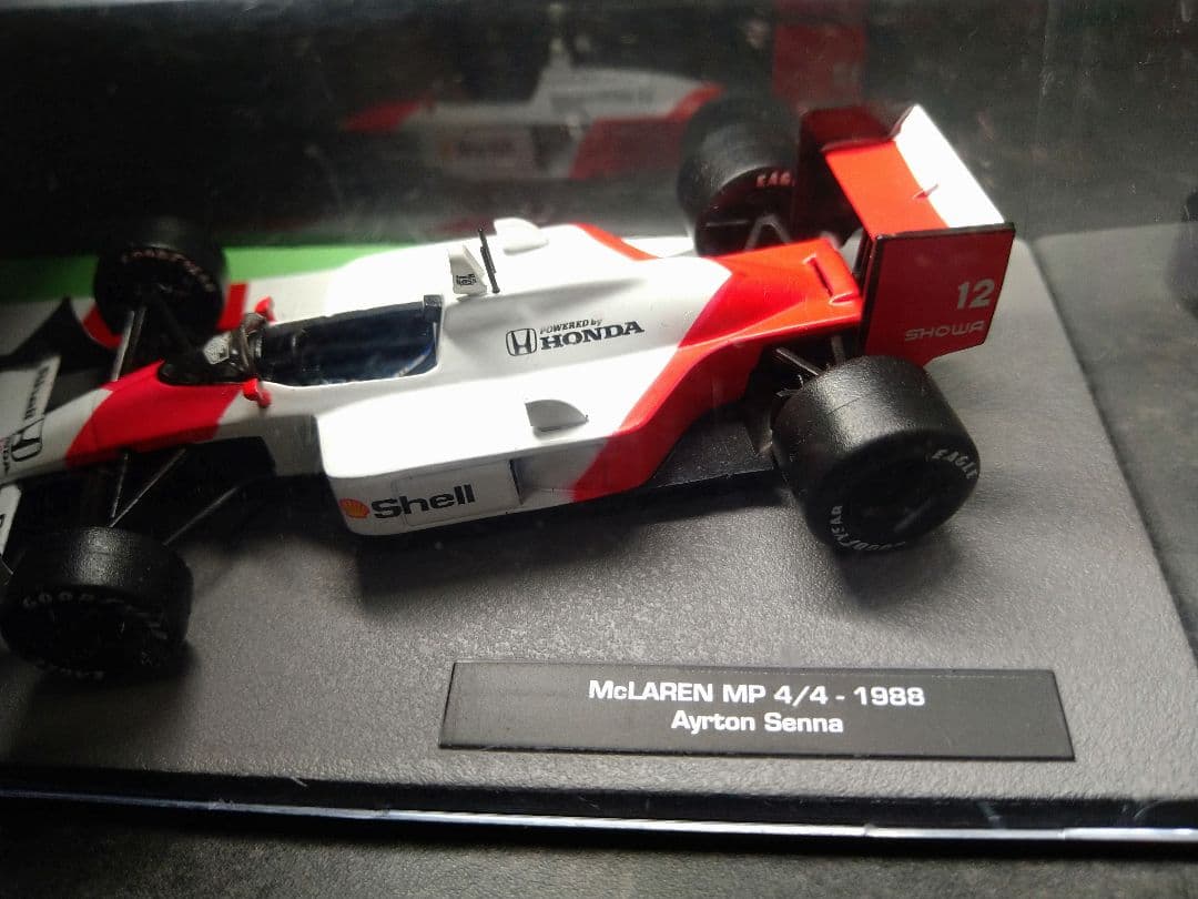 【希少】模型 フィギュア F1ホンダ アイルトンセナ1988年