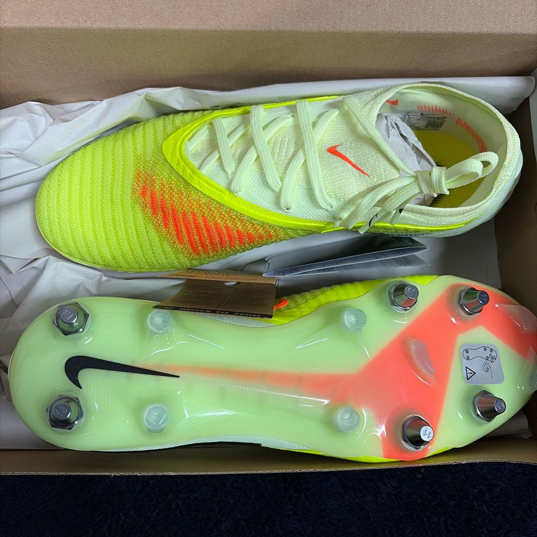 Nike Phantom サッカーシューズ スパイク SG