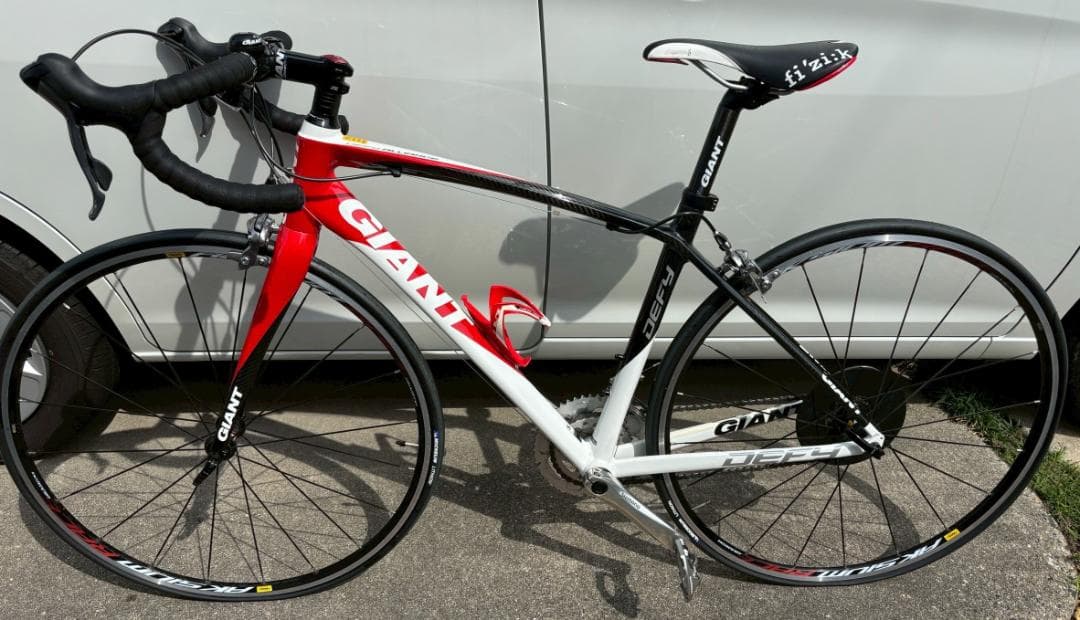 GIANT DEFY ALLIANCE　2010年モデル ロードバイク