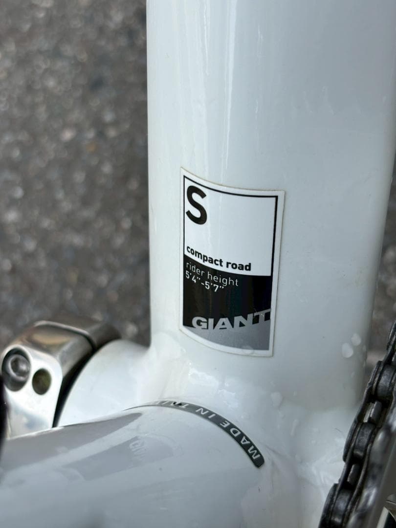 GIANT DEFY ALLIANCE　2010年モデル ロードバイク