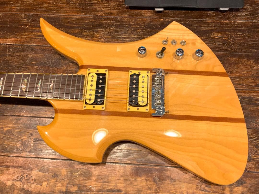 美品　B.C. Rich　MOCKINGBIRD-1000JE-ML