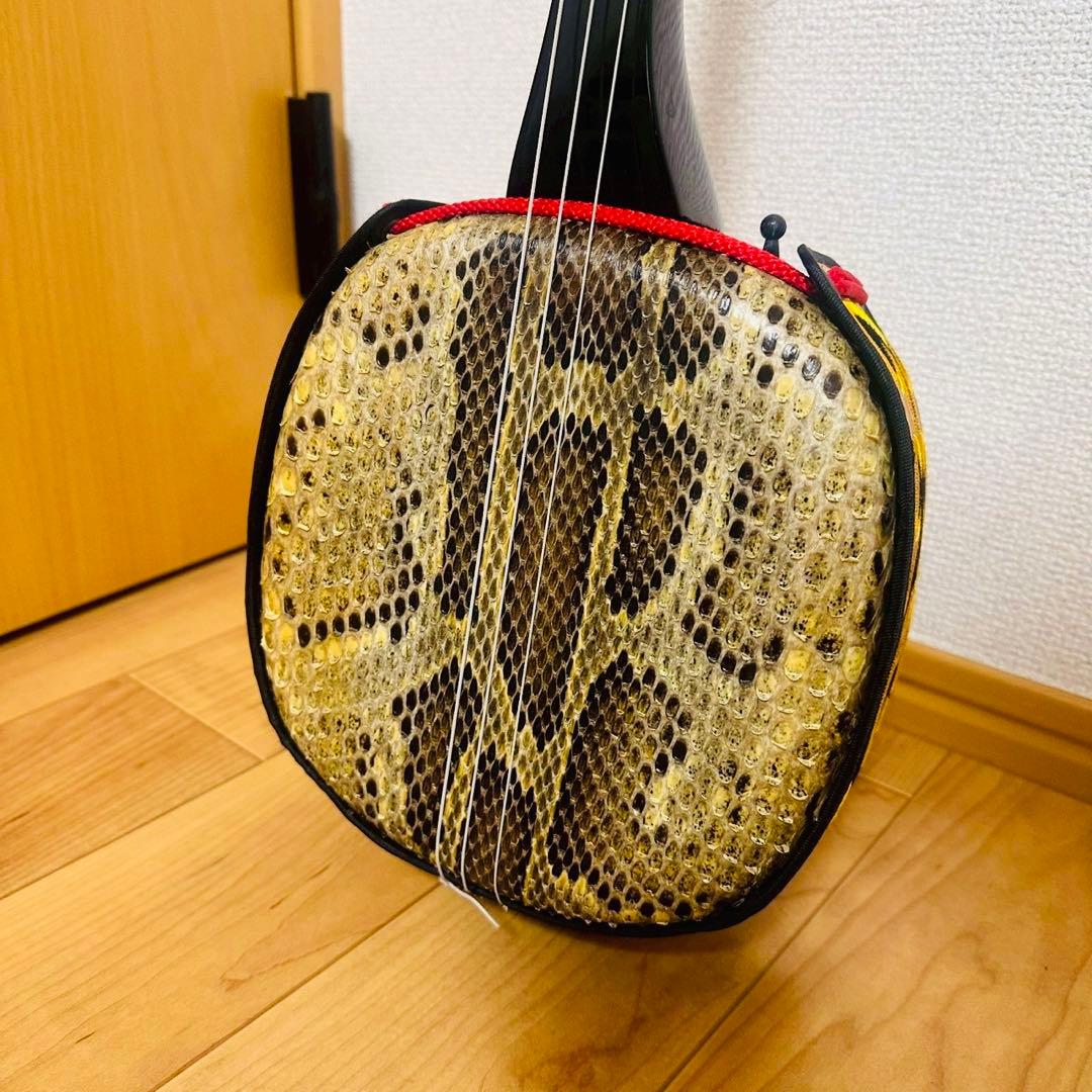 沖縄三線✨ 沖縄 伝統楽器 本皮 蛇皮 和楽器 破れなし