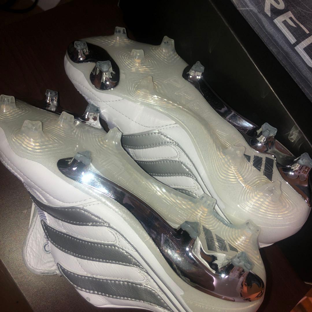 希少 新品 プレデター プレシジョン 24.5cm Silver Strike