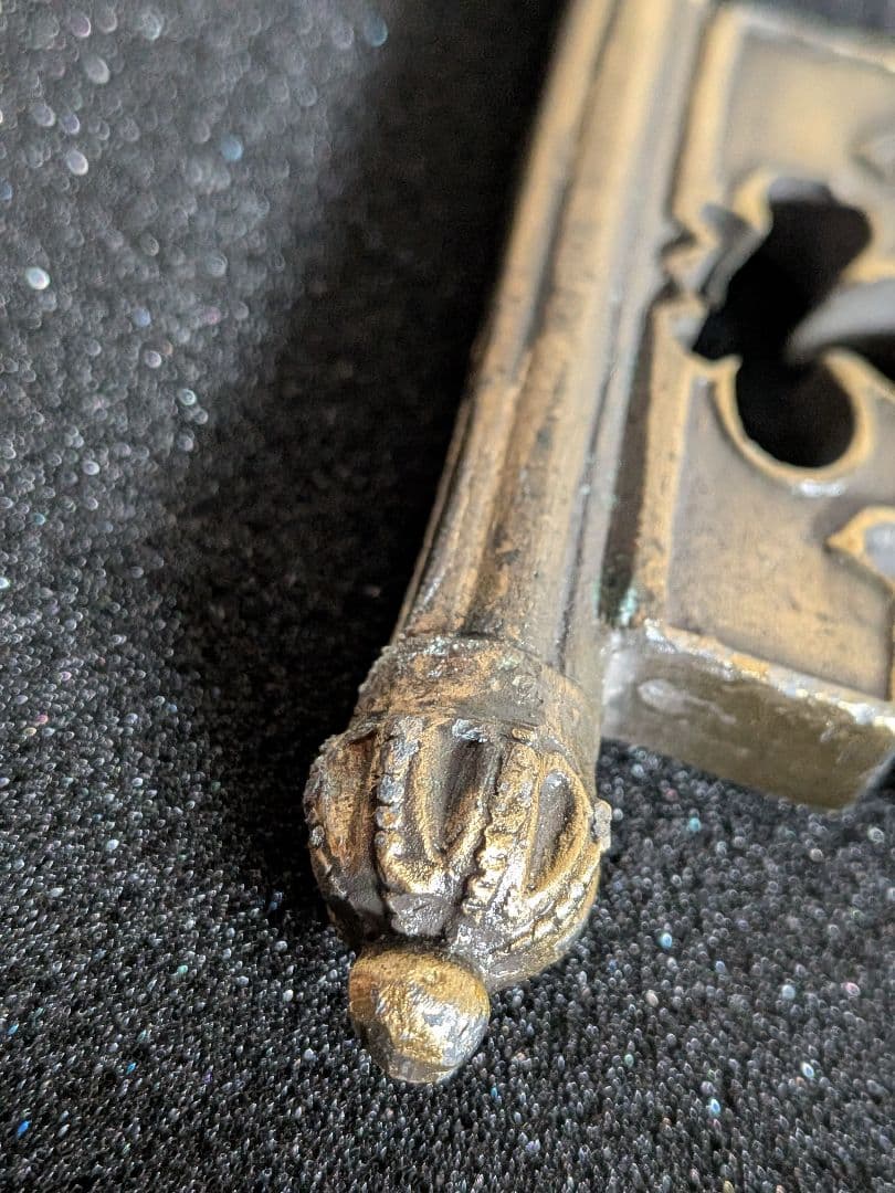 新品ベルサイユ宮殿の王室礼拝堂の鍵レプリカ　箱　ペーパーウエイト　美術館グッズ