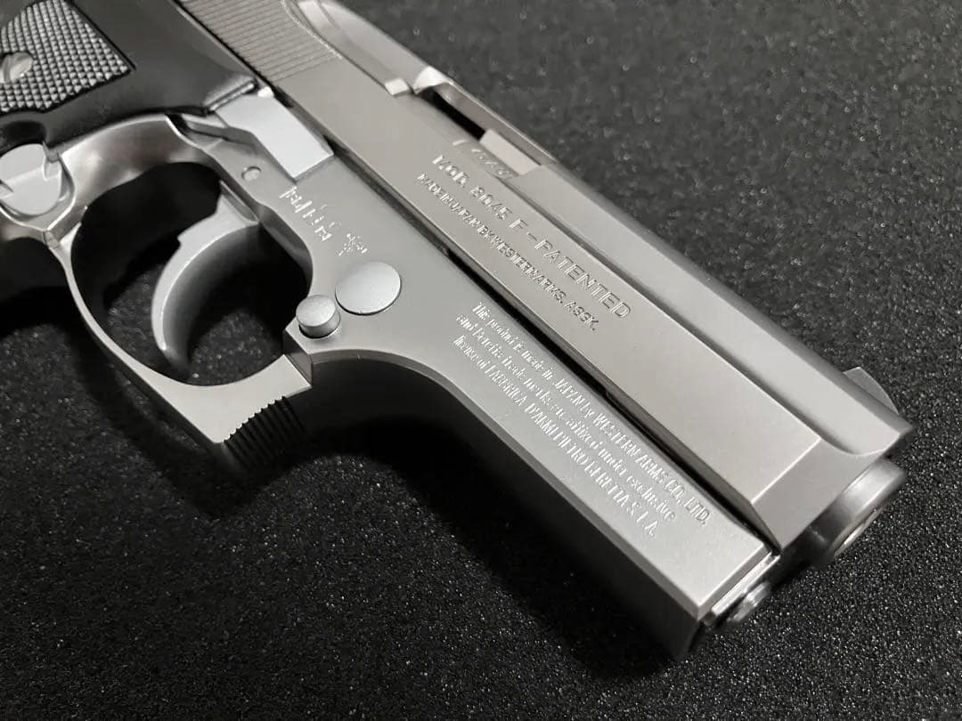 WA ウェスタンアームズ　クーガーF M8045 INOX シルバー　ガスガン