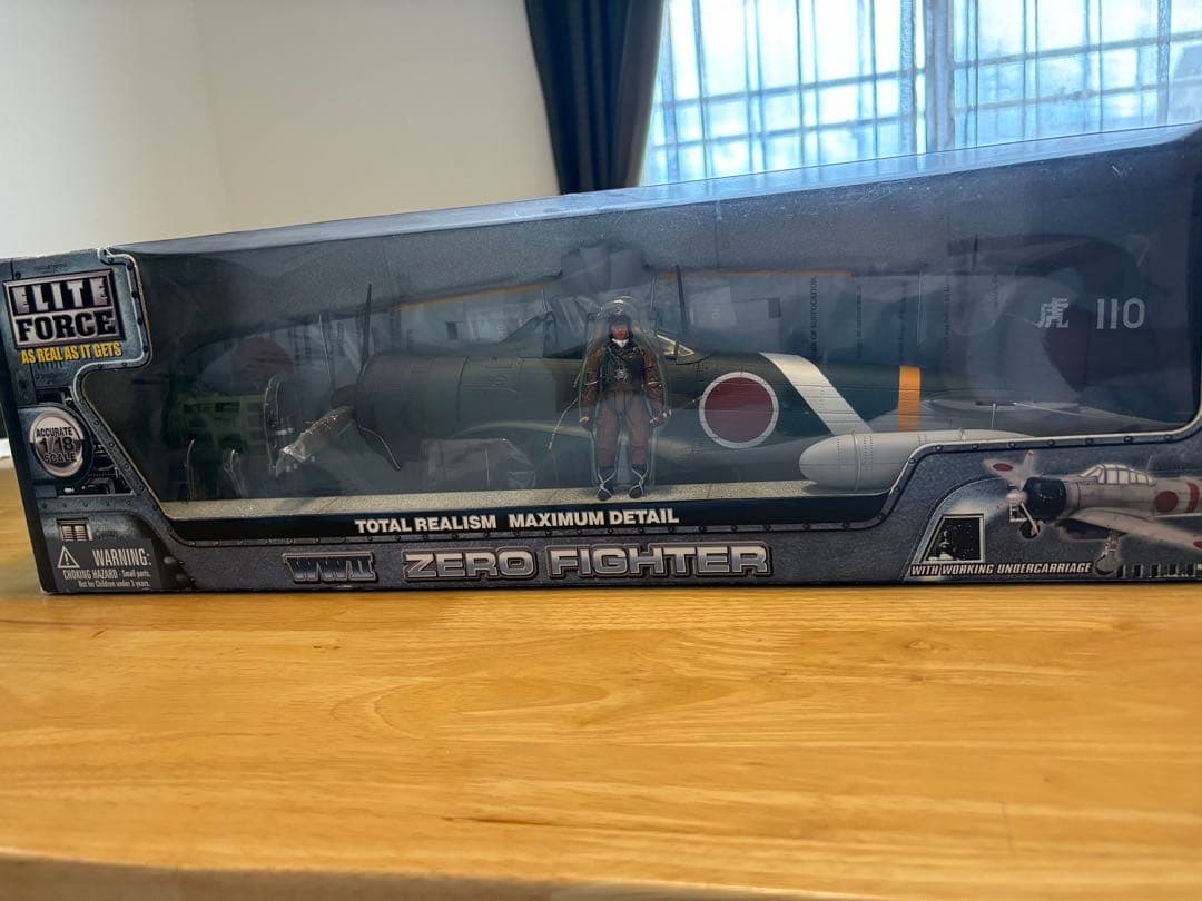 エリートフォース 零戦 1/18スケール