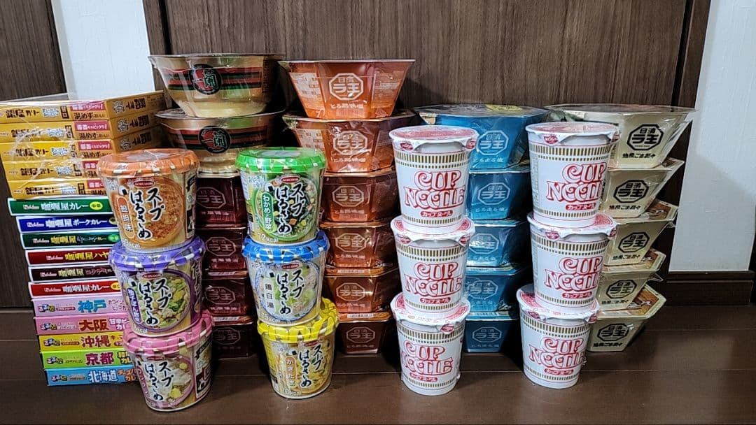 一蘭　カップヌードル　日清ラ王 カップラーメン 春雨スープ　レトルトカレー