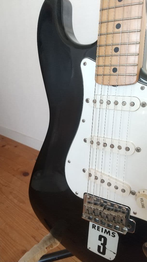 Fender　Japan　Oシリアルストラトキャスター