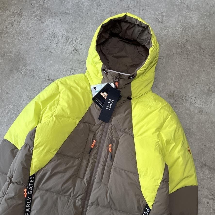 新品 近年モデル パーリーゲイツ ダウンジャケット 4 M イエロー ベージュ
