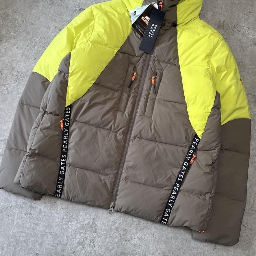 新品 近年モデル パーリーゲイツ ダウンジャケット 4 M イエロー ベージュ
