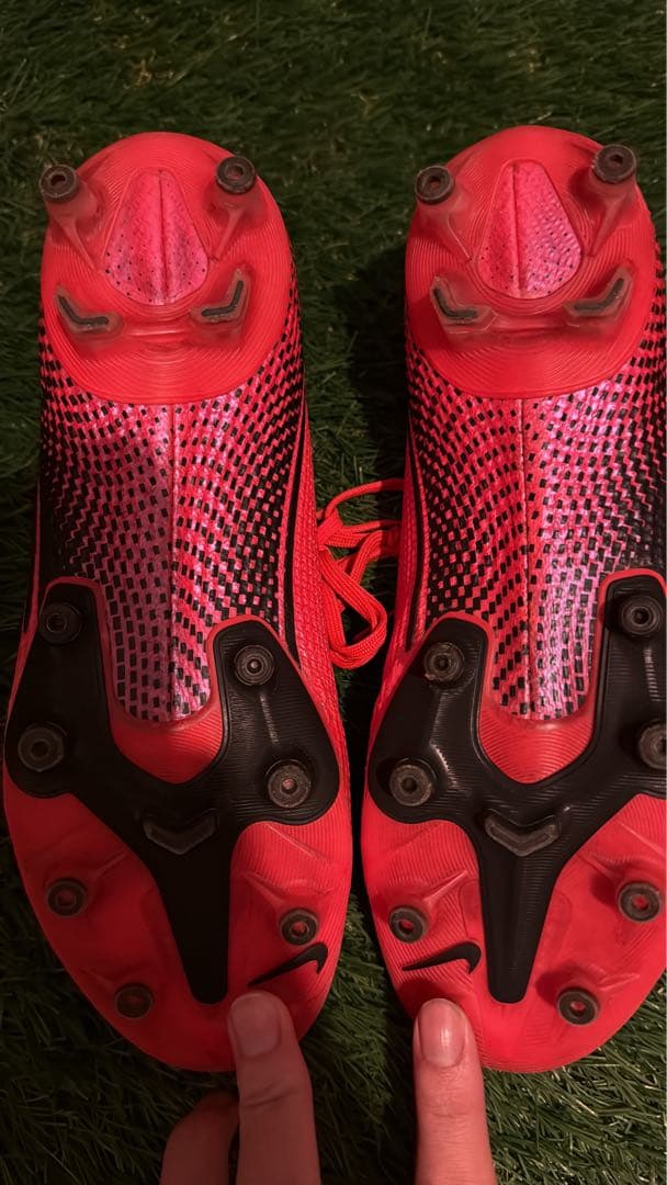 ナイキ マーキュリアル ヴェイパー13