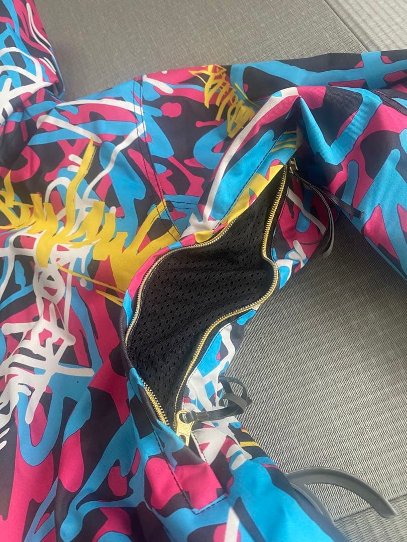 最終値下げ！　ACCスノーボードウェア上下セット　上Lサイズ下Mサイズ