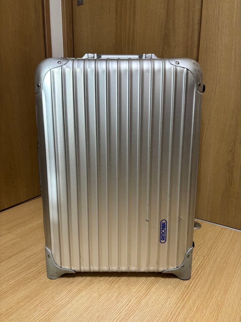 美品RIMOWA トパーズ 32L 2輪　機内持ち込み可