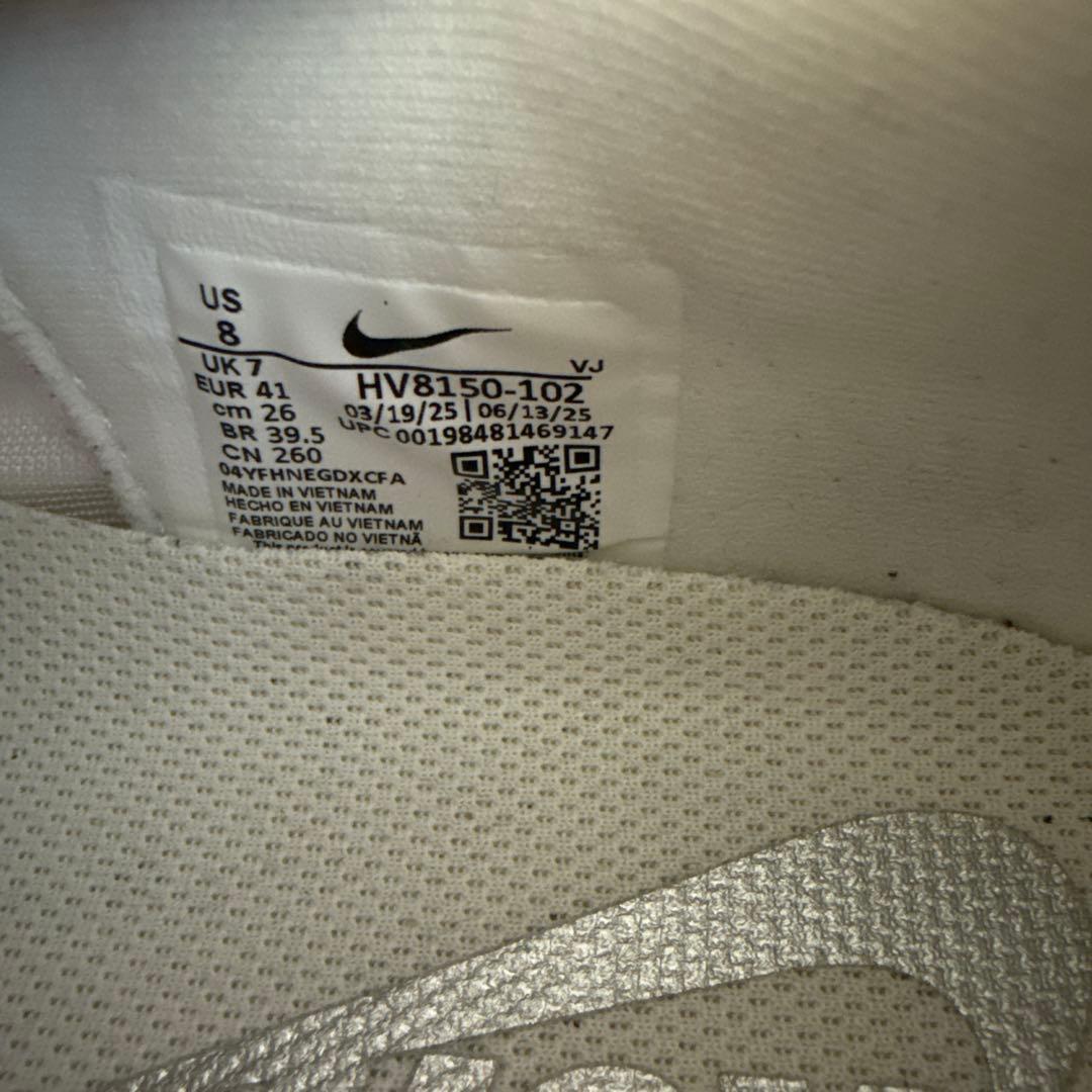 NIKE ナイキ VOMERO PLUS ボメロプラス　26センチ