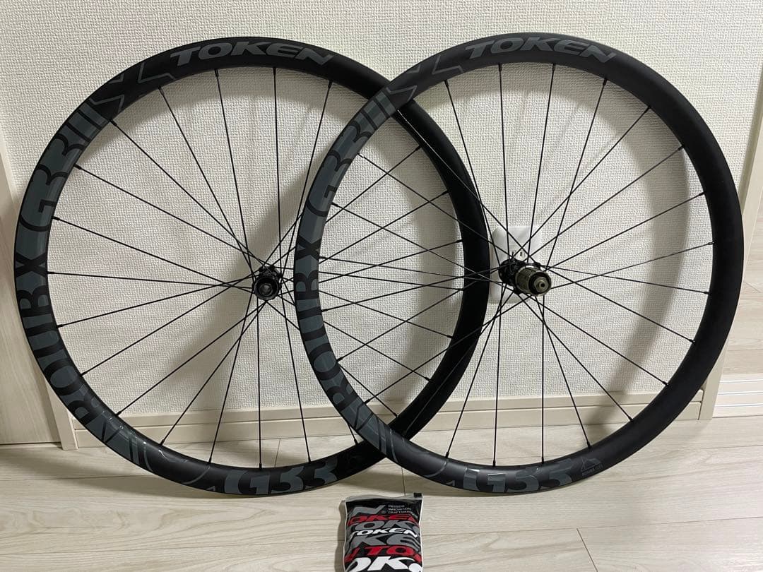 Roub X Prime カーボンチューブレスレディクリンチャー ホイール