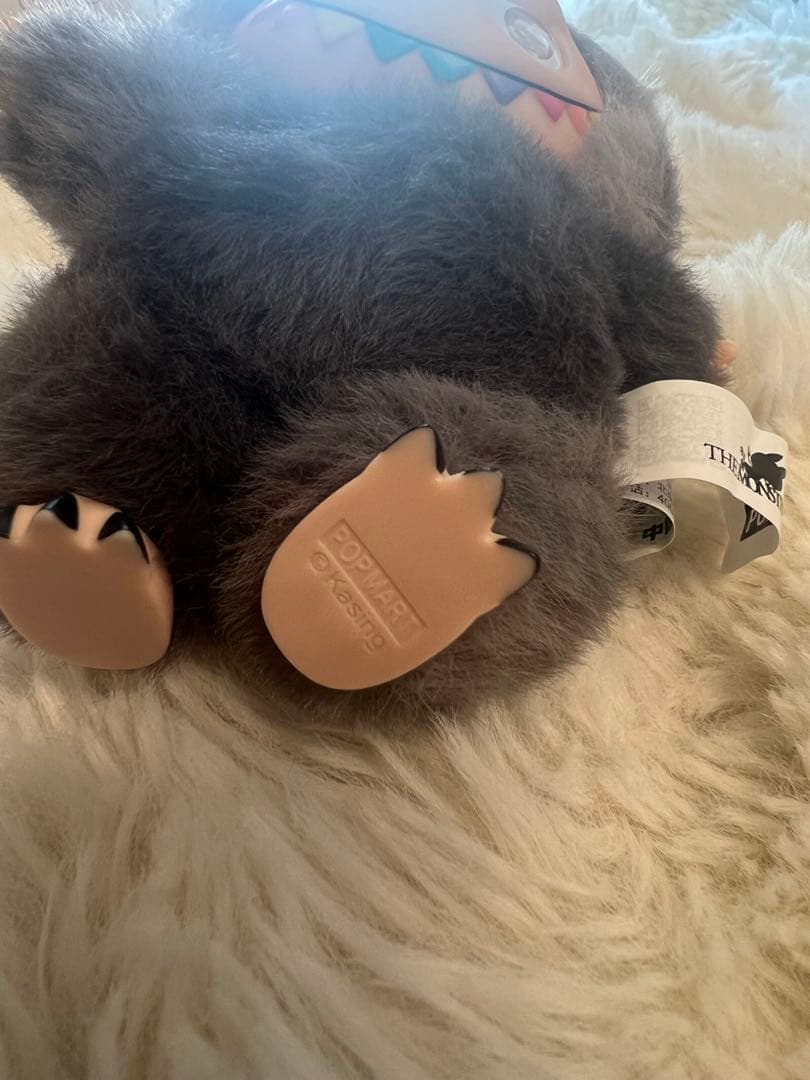 ラブブLABUBU Big into Energy 正規品　シークレット