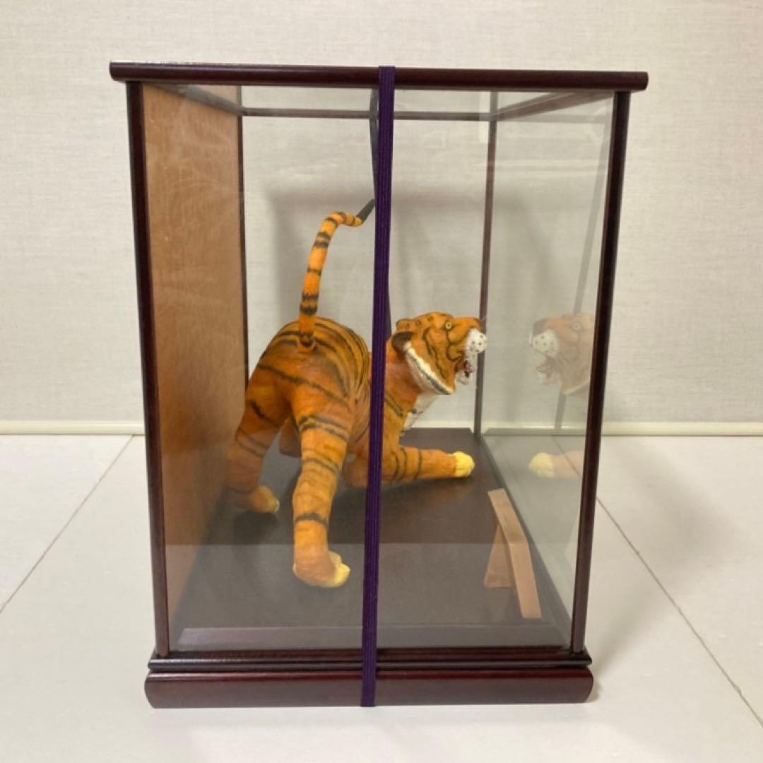 飾虎 置物 オブジェ 大型 インテリア 和風 工芸品 ケース入り レトロ