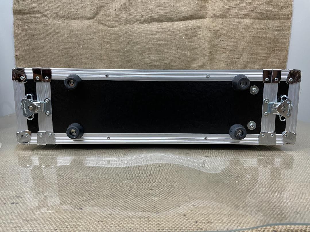 ARMOR (アルモア) 8U ラックケース 19インチFRP製蓋付き楽器機材用