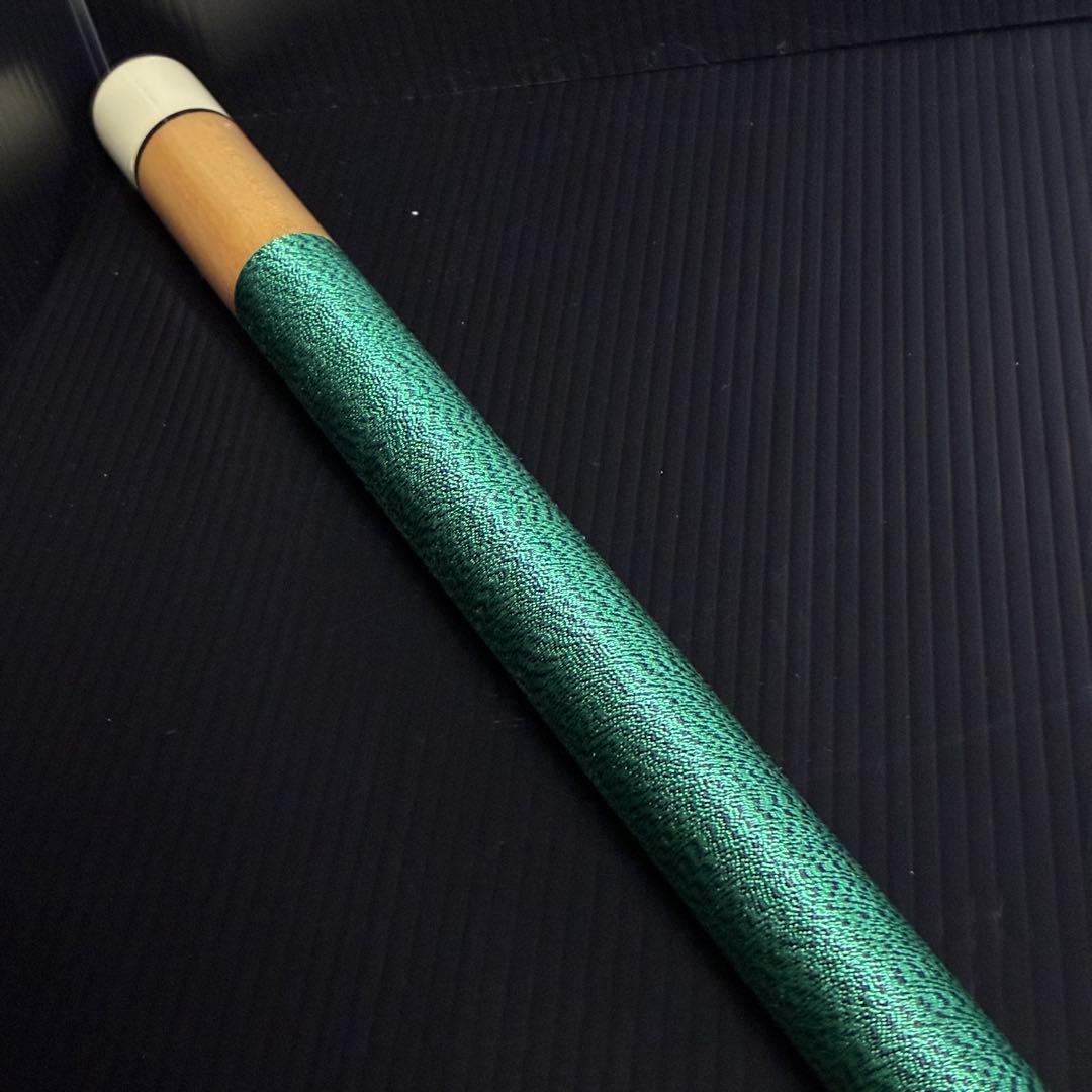 Adam アダム キュー 19oz ビリヤード 珍しい配色 被りにくいデザイン