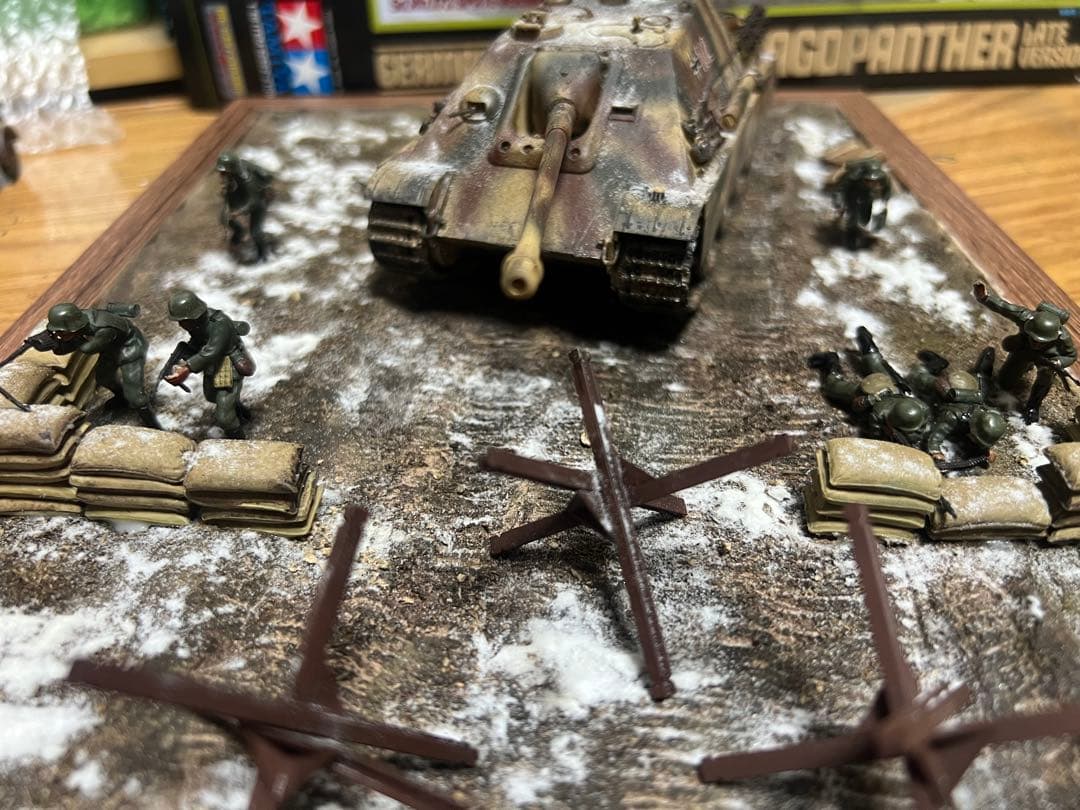 1/48 タミヤ ヤークトパンサー 後期型 完成品 ジオラマ【冬の東部戦線】