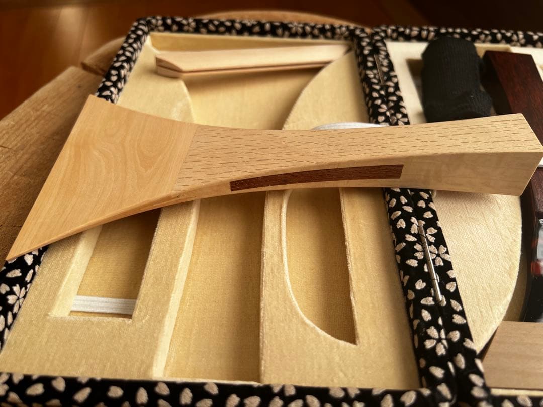 本日まで⭐︎ブラックフライデー⭐︎津軽三味線 紅木とち有 金細 黒檀人口革全てセット