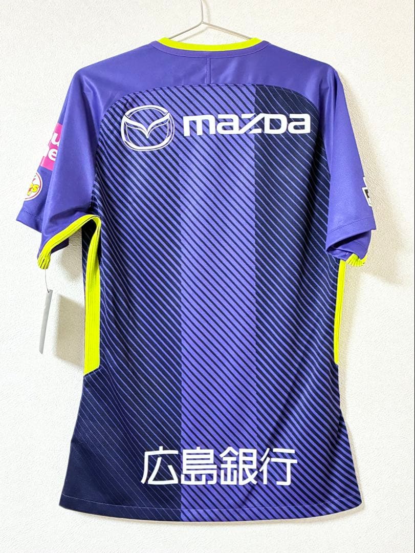 新品！サンフレッチェ広島★オーセンティックユニフォーム★寄せ書きサイン入り★M
