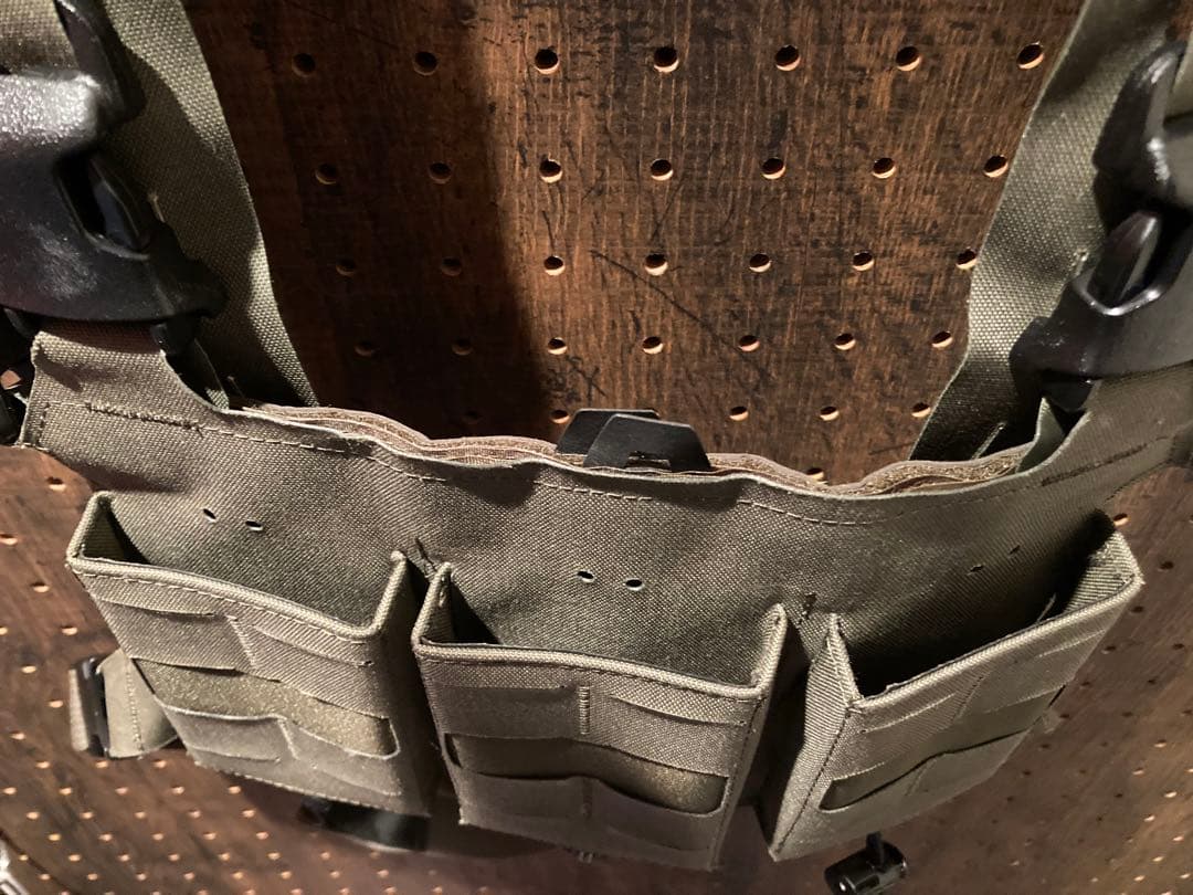 ダイレクトアクション　チェストリグ　美品　ポーランド製