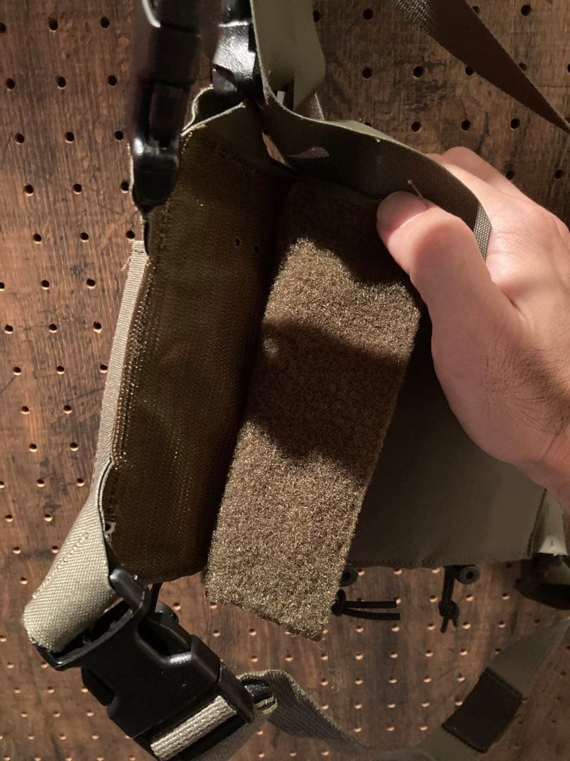 ダイレクトアクション　チェストリグ　美品　ポーランド製