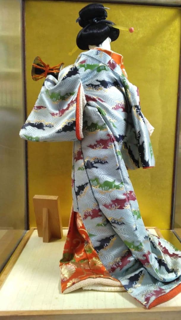 日本人形　ヴィンテージ　打掛　花魁人形　舞妓　アンティーク