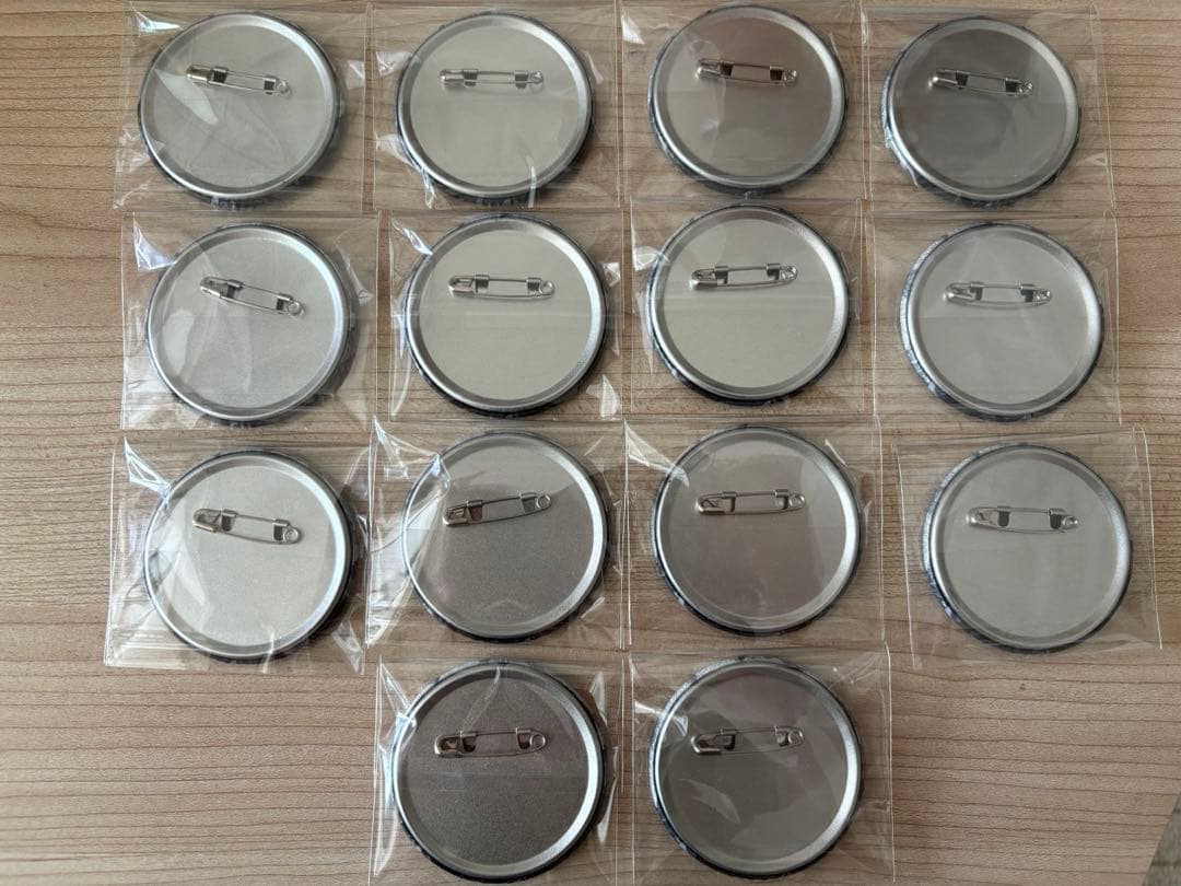 かたやき プロセカ ビビバス 東雲彰人 30a 缶バッジ 35個セット